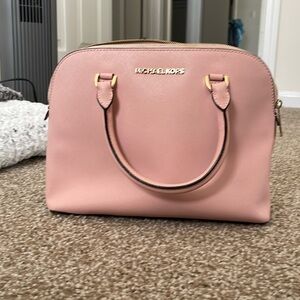 Michael kors pink purse